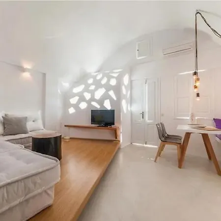 Vista Ξενοδοχείο *